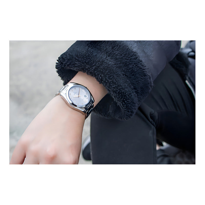Reloj De Mujer Festina Boyfriend Con Piedras De Acero F16790 Plateado Lavanda / Lila