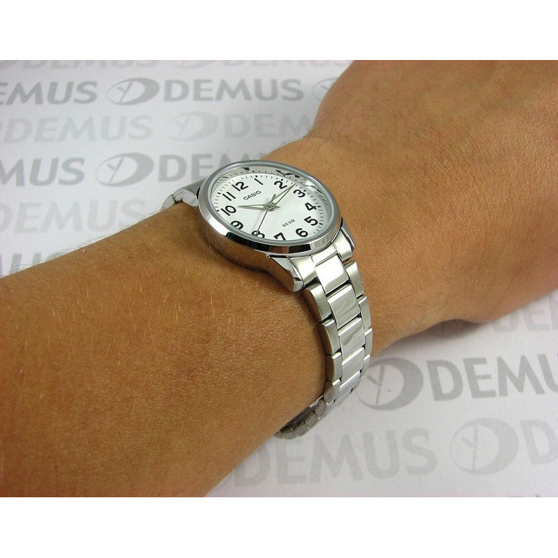 Reloj Casio Mujer Metal Ltp-1303d-7b Original Plateado