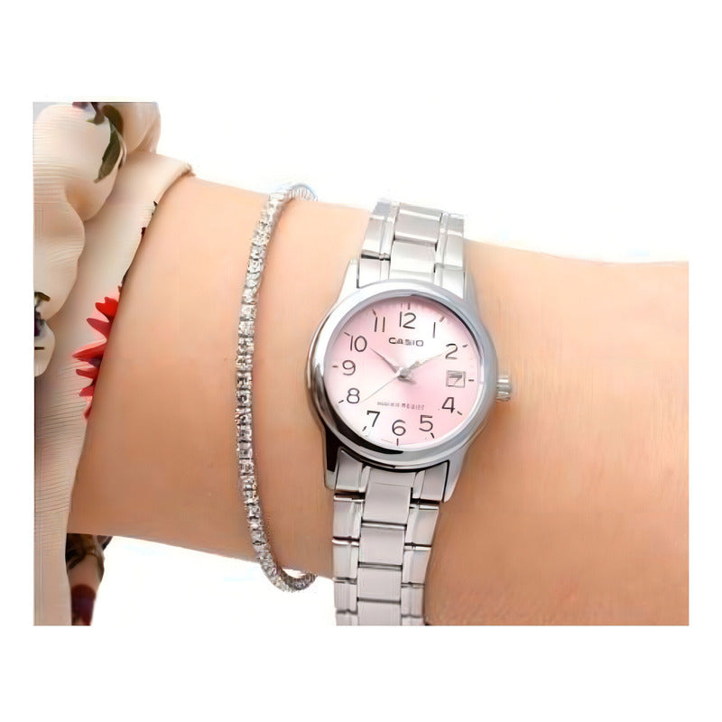 Reloj Casio Ltp-v002d Para Mujer Con Correa De Acero Plateado Y Fondo Rosa Plata