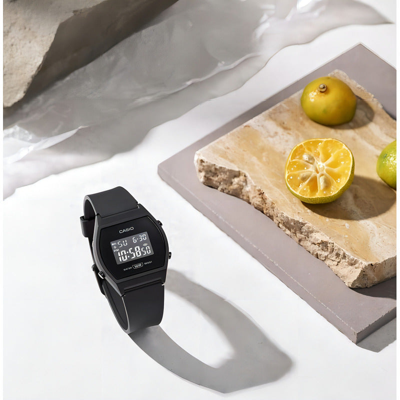 Reloj Casio Youth Digital Resina Dama Lw-204-1b Original Color De La Correa Negro/negro