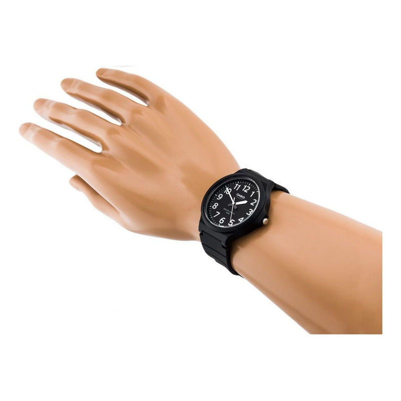 Reloj Pulsera Casio Mw-240-1bv Correa De Resina Color Negro Fondo Gris Oscuro