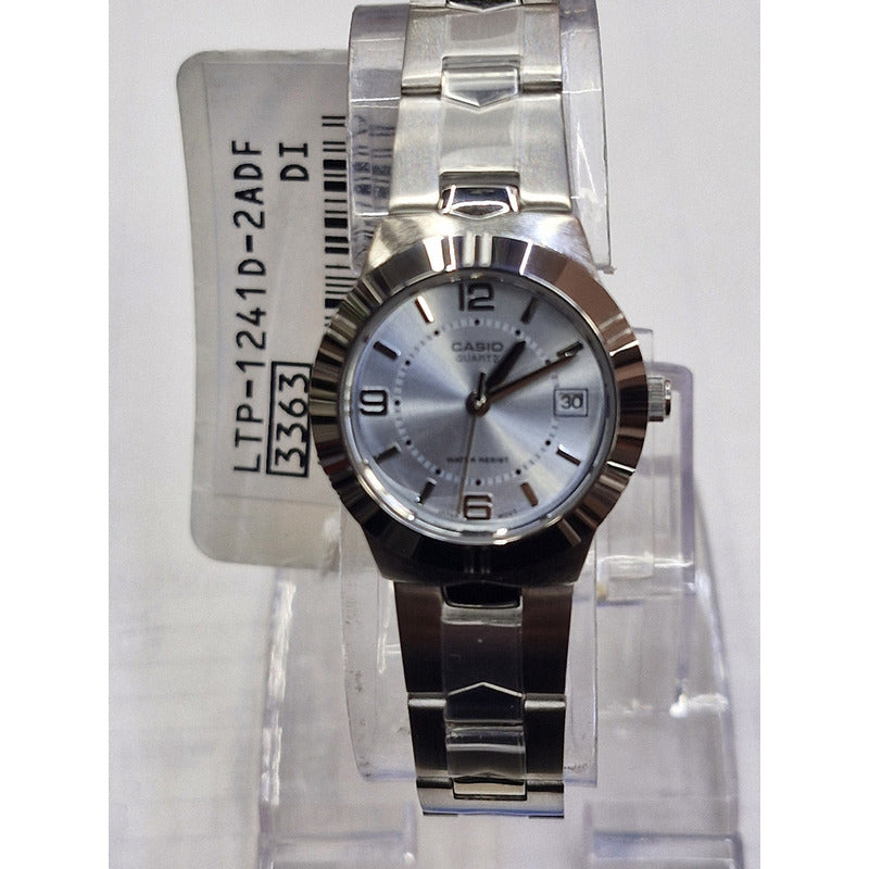 Reloj Casio Mujer Modelo Ltp-1241d-2adf Plateado Azul Claro