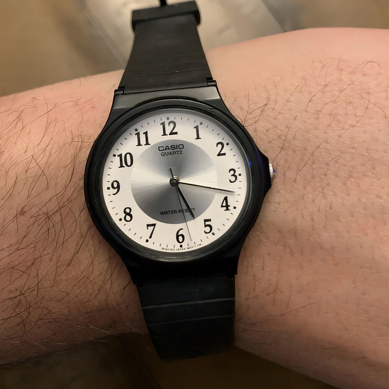 Reloj Casio Negro Mq-24 Colores Surtidos/relojesymas Color Del Bisel Blanco 7b3