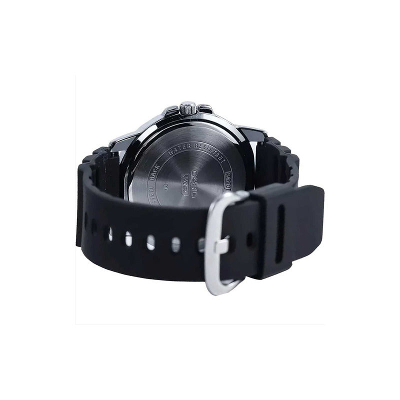 Reloj Casio Mtp-vd300-7budf Cuarzo Hombre Negro Plateado Blanco