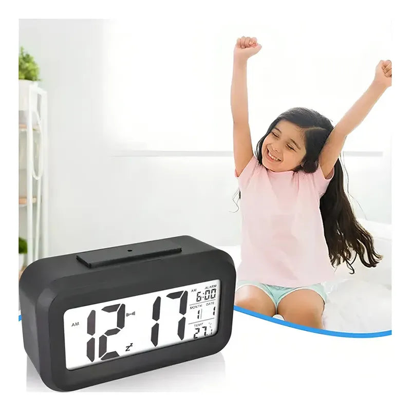 Reloj Despertador Pantalla Led Fecha Temperatura Alarma Color Negro 14 Cm