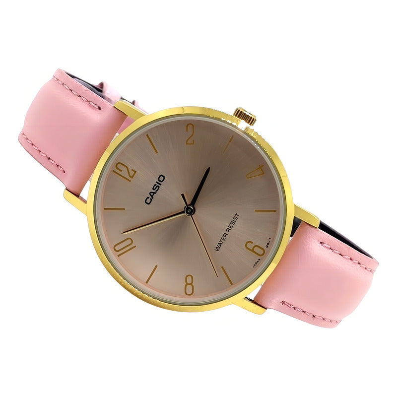 Reloj De Pulsera Casio Dress Ltp-vt01gl-4b De Cuerpo Color Dorado, Analógico, Para Mujer, Fondo Rosa, Con Correa De Cuero Color Rosa, Agujas Color Dorado, Dial Dorado, Bisel Color Dorado