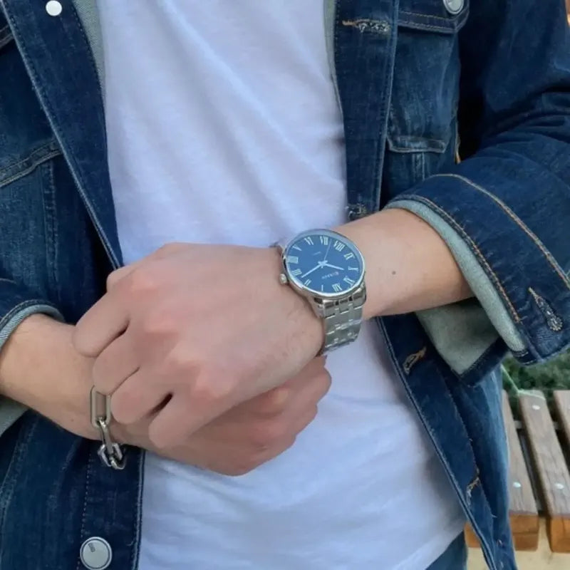 Reloj Hombre Analógico Acero Inox Clasico Vintag Curren 8422 Malla Acero Inoxidable Fondo Azul