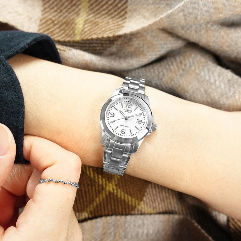 Reloj Casio Acero Inoxidable De Dama Ltp-1215a-7acr Plateado