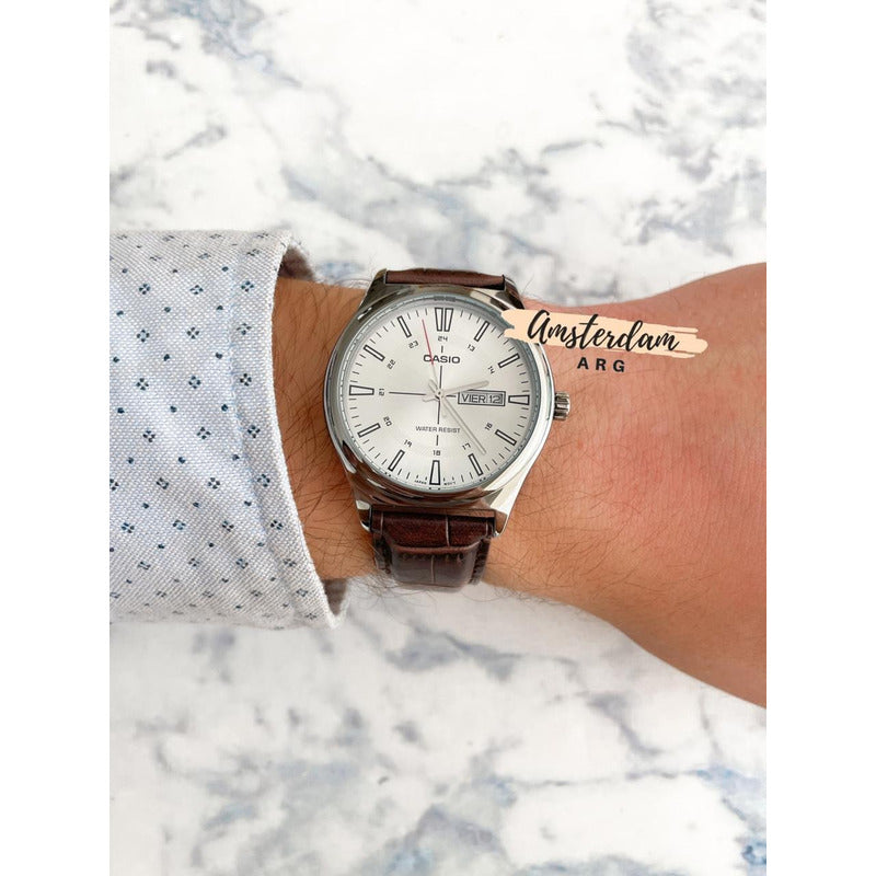 Reloj Casio Core Para Hombre Con Correa De Cuero Marrón Plateado