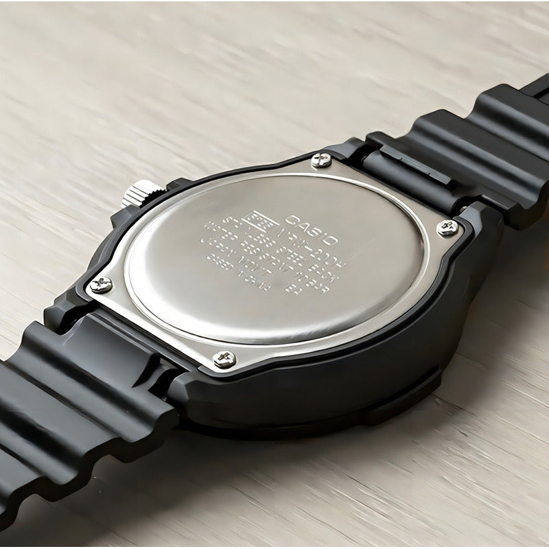 Reloj De Hombre Casio Mrw-200h-2bdf Analógico De Cuarzo Con Correa De Resina Negra Negro