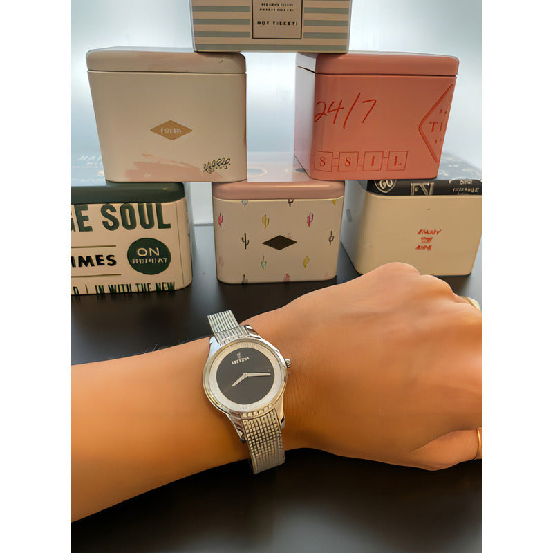 Reloj Festina Para Mujer De Acero Inoxidable Con Piedras Y Malla Tejida Plateado Negro
