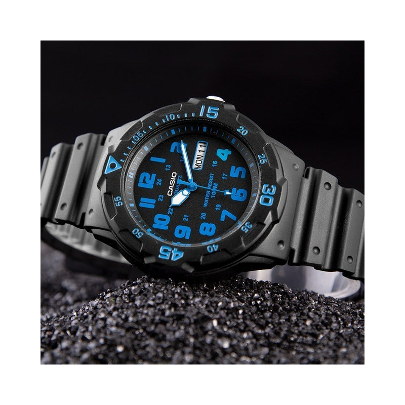 Reloj De Hombre Casio Mrw-200h-2bdf Analógico De Cuarzo Con Correa De Resina Negra Negro