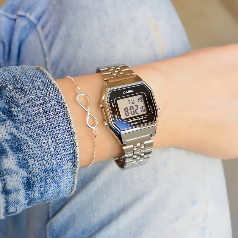Reloj Casio La680wa-1df Plateado Negro