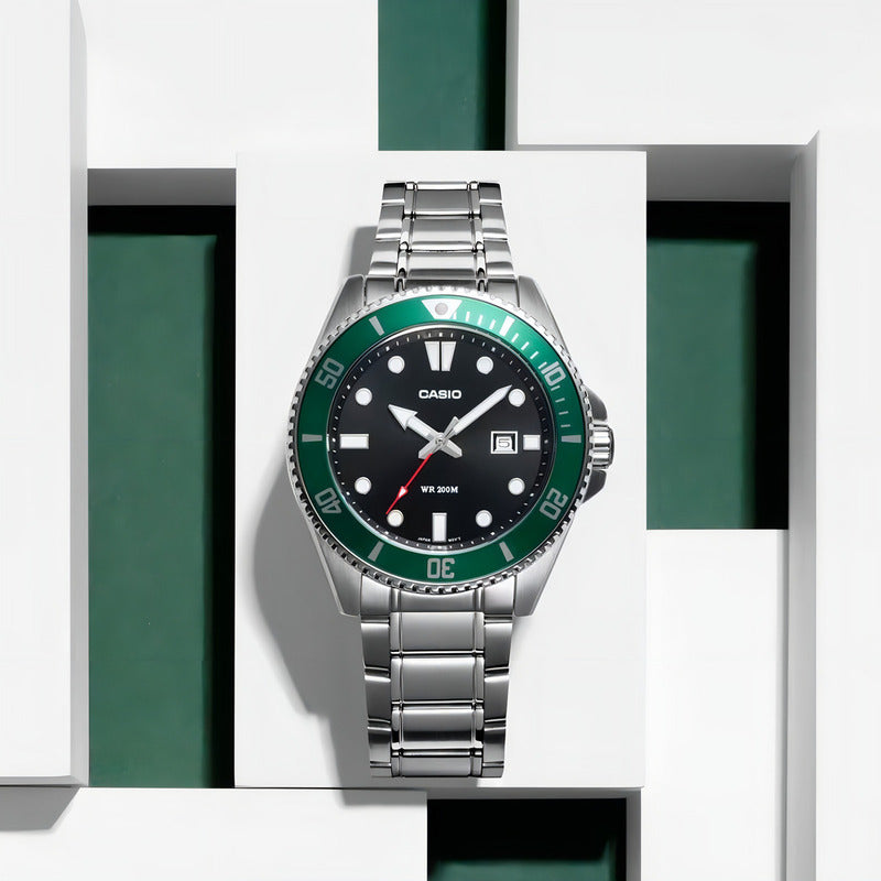 Reloj Casio Hombre Mdv-107d-3a Analogico Acero Inox Color Plateado Y Verde Negro