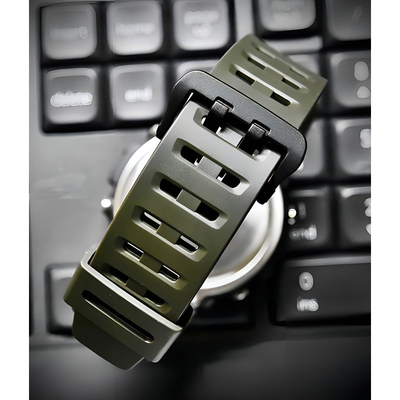 Reloj Pulsera Digital Casio Ae-1500wh-1a Con Correa De Resina Color Verde - Fondo Gris