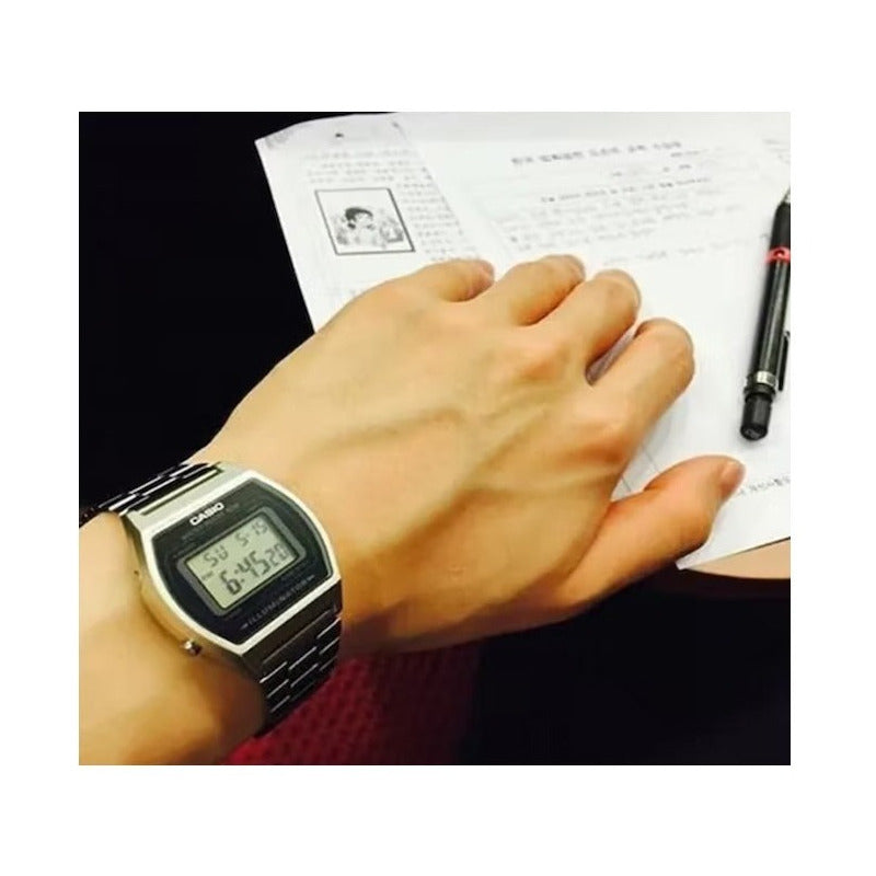 Reloj Casio Vintage B-640wd-1a Relojesymas Plateado Negro Negro