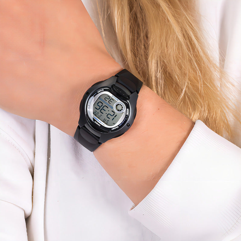 Reloj Casio Lw-200 Color De La Correa Negro 1b