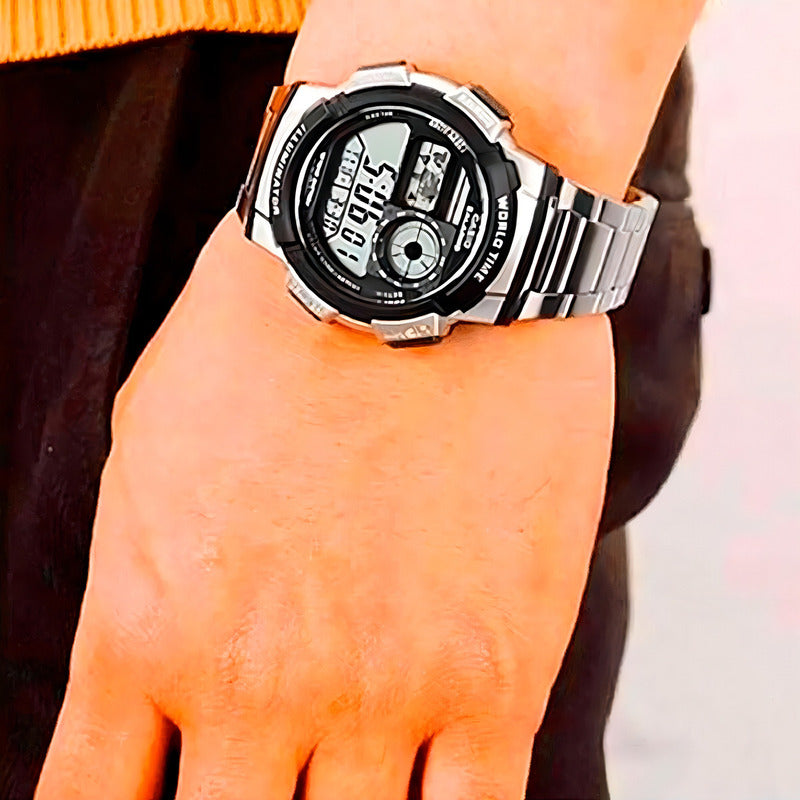 Reloj Pulsera Digital Casio Ae-1000wd-1avdf Con Correa De Acero Inoxidable Color Plateado - Fondo Negro