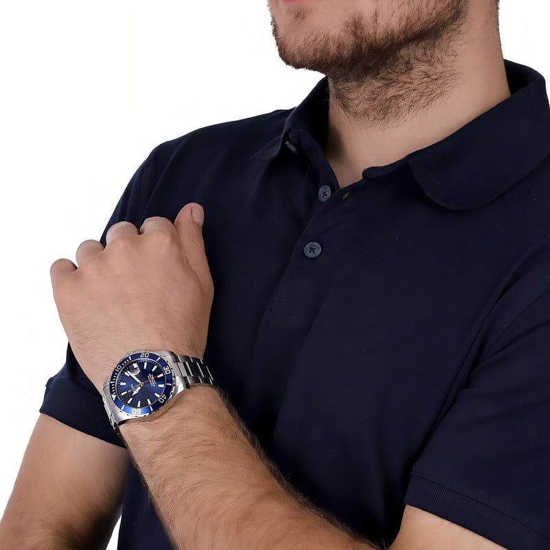 Reloj Pulsera Festina F20531/2 Con Correa De Acero Inoxidable Color Gris Plata - Fondo Azul