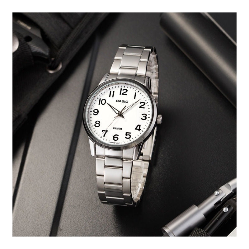 Reloj Casio Mtp-1303d De Cuarzo Para Hombre Con Correa De Acero Inoxidable Plateada Plateado Blanco