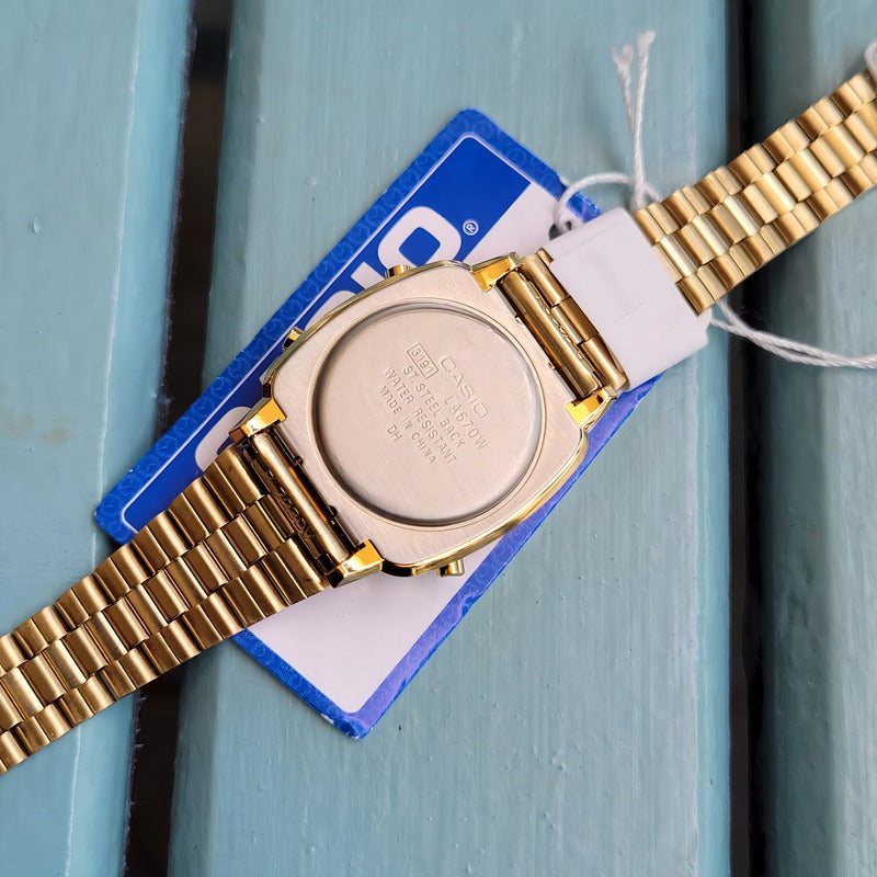Reloj Casio La670wga-1d Vintage Mujer Dorado Negro