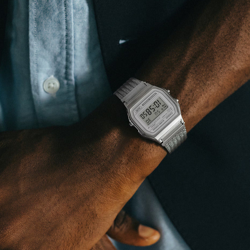 Reloj Casio Vintage A158wem7dg De Acero Inoxidable Con Malla Trenzada Y Alarma Plateado Gris Beige