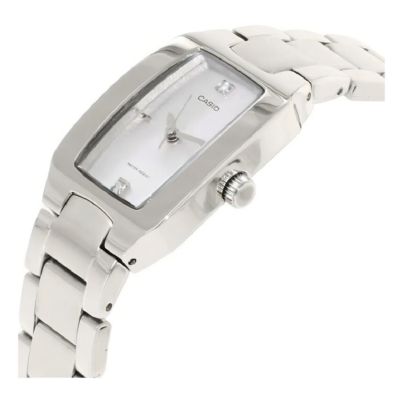Reloj Casio Para Mujer De Acero Inoxidable Plateado Con Fondo Gris Claro Negro